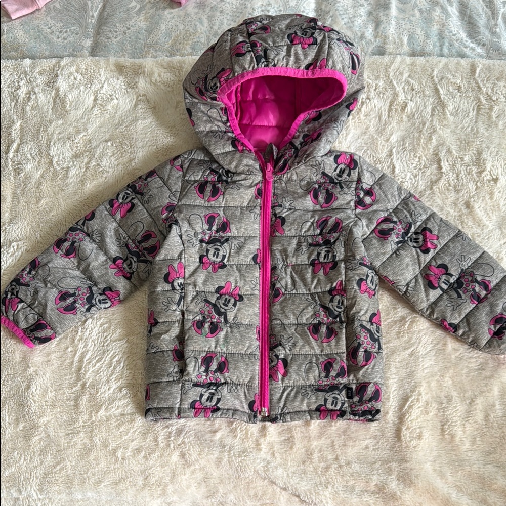GAP Gray and Pink Puffer Jacket with Playful Design